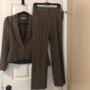 Ladies two piece suit